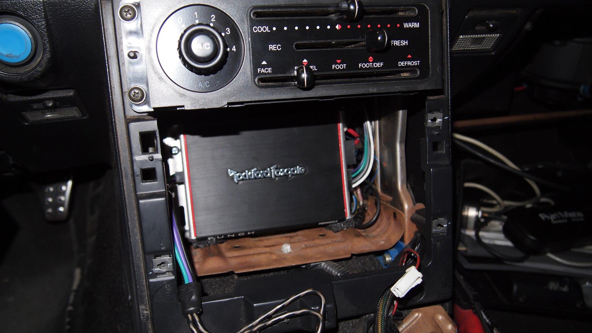 Anyone used a “headless” audio system for their car? OffTopic